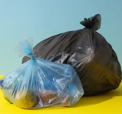 Pabrik kantong plastik sampah